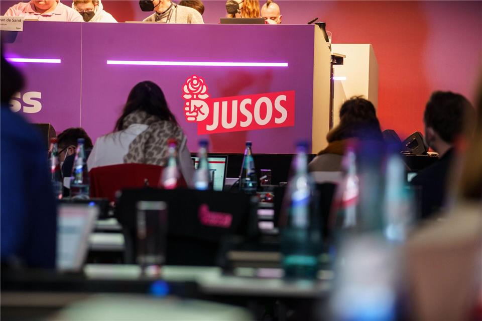 Die stellvertretende Brandenburger Juso-Vorsitzende Johanna Seidel kandidiert beim Bundeskongress der Jungsozialisten für einen der Vizechefposten. (Archivbild)Frank Rumpenhorst/dpa