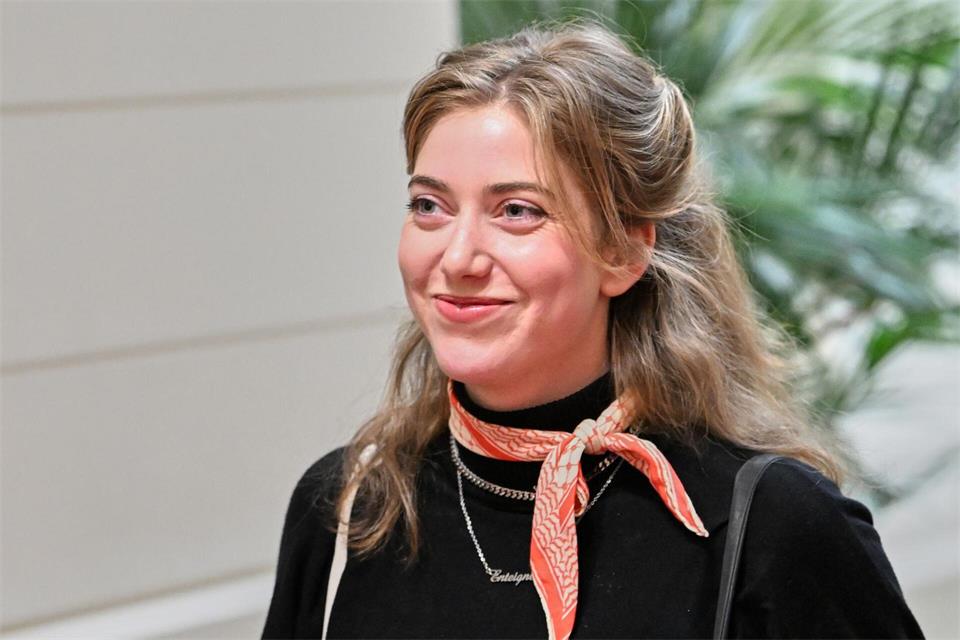 Die stellvertretende Linke-Landesvorsitzende Martha Kleedörfer ist neu im Berliner Abgeordnetenhaus. (Archiv)Soeren Stache/dpa