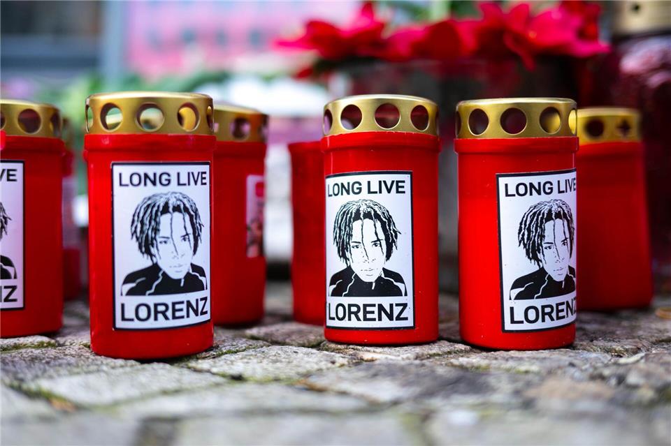 Die tödlichen Schüsse auf Lorenz sorgen weiter für Bestürzung und Anteilnahme. (Archivbild) Sina Schuldt/dpa
