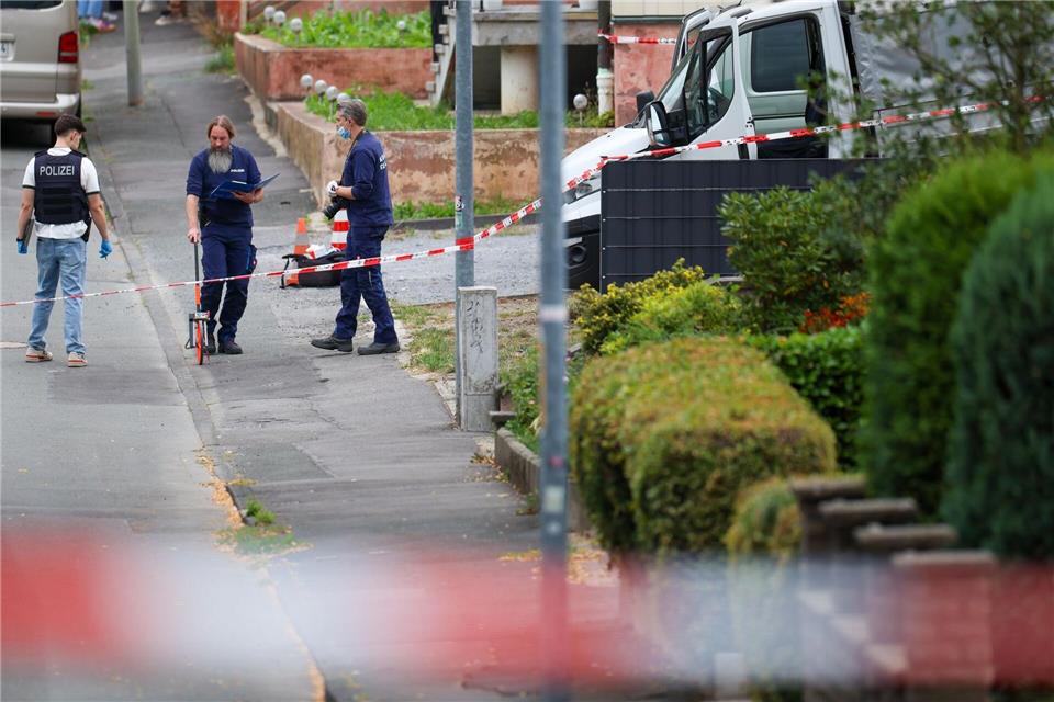 Die tödlichen Schüsse führten in Menden am 22. August zu einem größeren Polizeieinsatz. (Archivbild)Christoph Reichwein/dpa