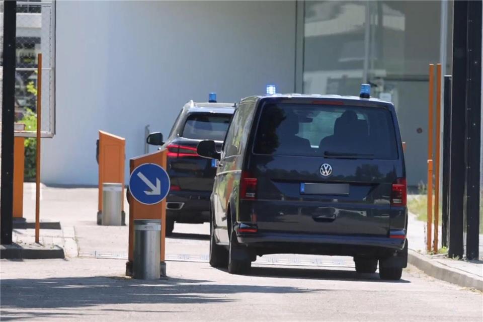 Die vier mutmaßlichen Rädelsführer sitzen in Untersuchungshaft. (Archivbild)Philipp von Ditfurth/dpa