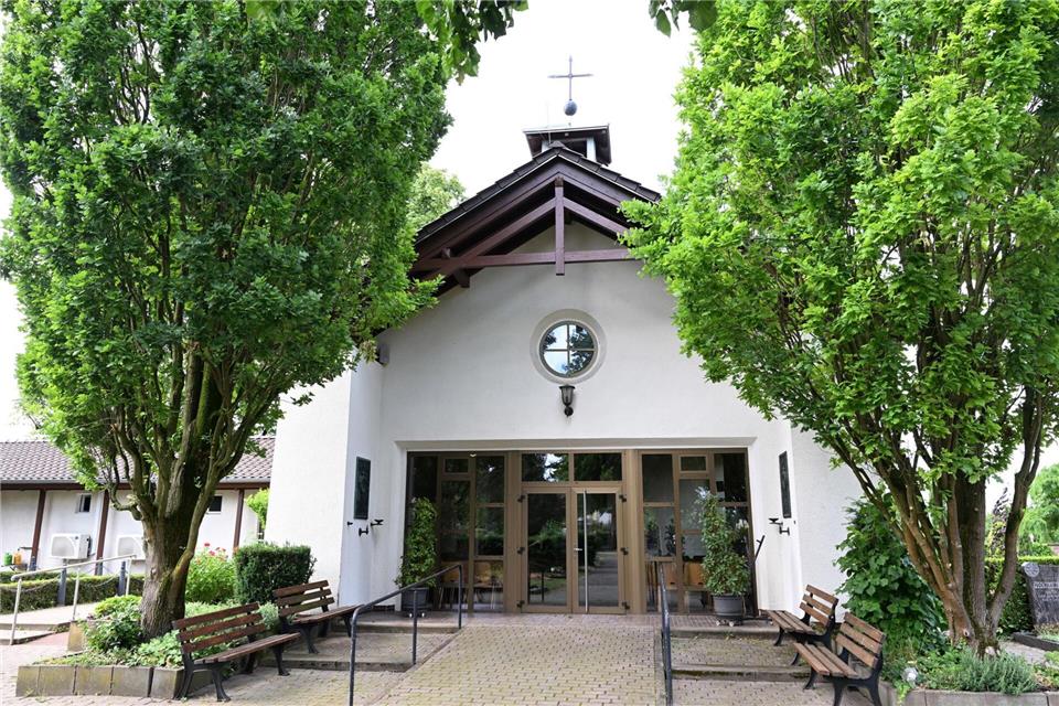 Diebe haben vergangene Woche nachts die Glocke aus der Friedhofskapelle in Edingen gestohlen.Bernd Weißbrod/dpa