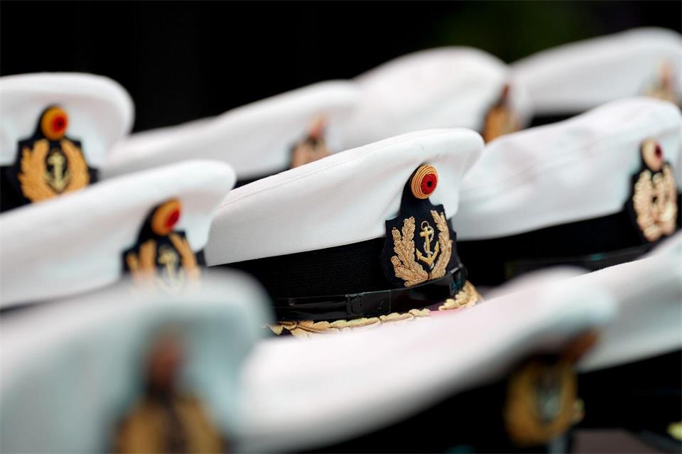 Dienstmützen der Marine in HamburgMarcus Brandt/dpa