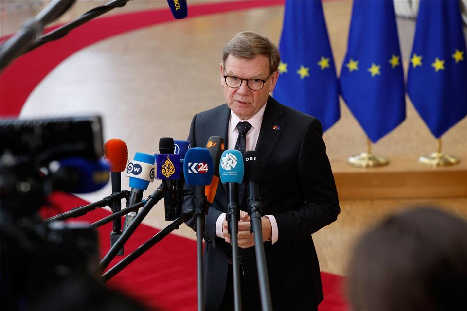 „Diese heute getroffene Entscheidung ist ein starkes politisches Signal – und ein überfälliges“, sagt der deutsche Außenminister Johann Wadephul.Geert Vanden Wijngaert/AP/dpa