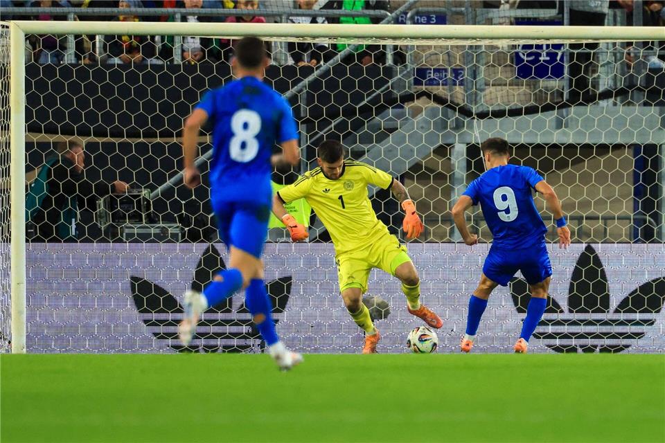 U21 mit „Angst“ zur ersten Quali-Pleite seit vier Jahren Dieser Fehler von Dennis Seimen wurde bitter bestraft.Jan Woitas/dpa