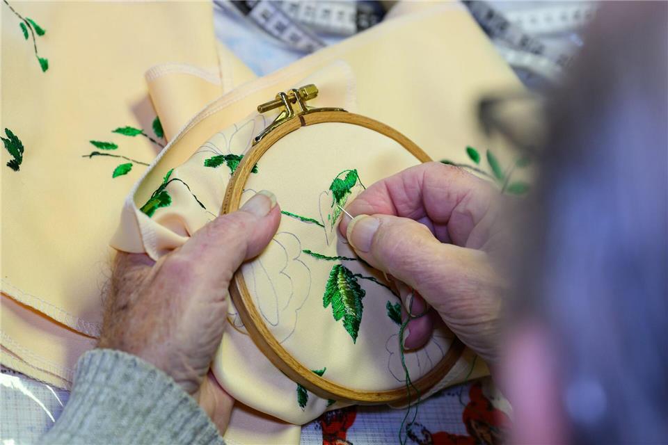 Dieter Dziumbla ist handwerklich vielseitig begabt.Patrick Pleul/dpa