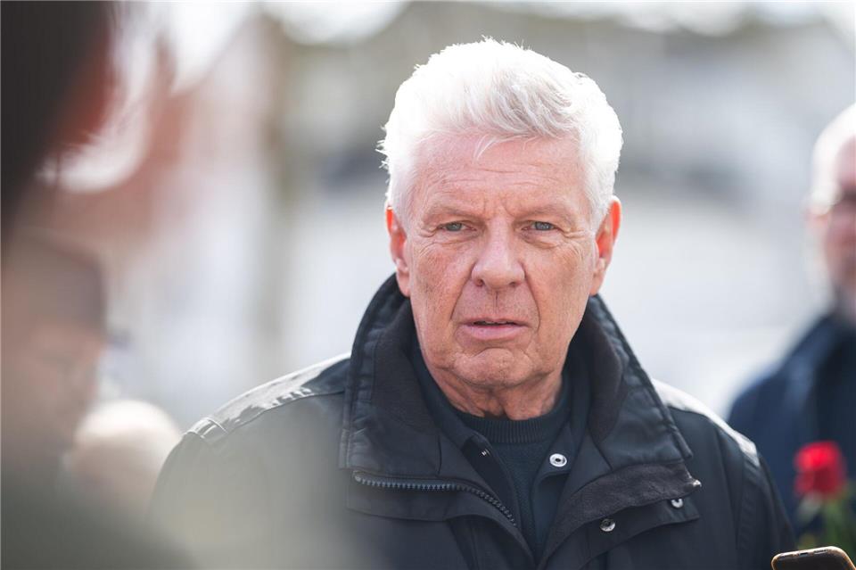Dieter Reiter (SPD) will am 11. Mai in der ersten Sitzung des neuen Stadtrats seinem Nachfolger Dominik Krause die Amtskette überreichen. (Archivbild)Lukas Barth-Tuttas/dpa