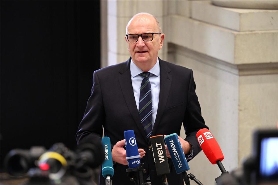 Dietmar Woidke will erneuerbare Energie aus Brandenburg auch stärker in Brandenburg nutzen. (Archivbild)Soeren Stache/dpa