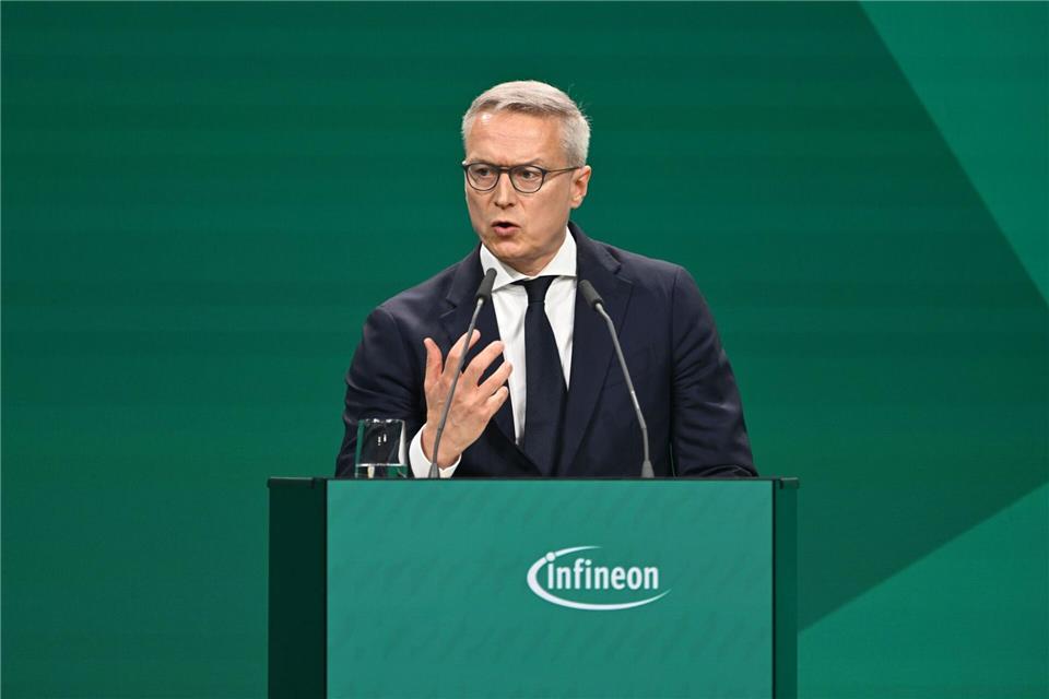 Digitalminister Karsten Wildberger (CDU)  sieht das Infineon-Werk als Beleg für die Leistungsfähigkeit Deutschlands. Robert Michael/dpa