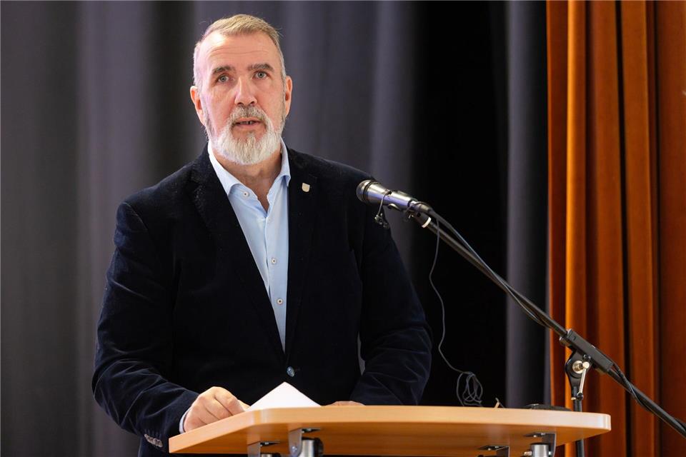 Digitalminister Schütz will Thüringen bis 2030 zum Glasfaser-Vorreiter machen. (Archivbild)Michael Reichel/dpa