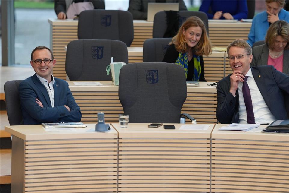Dirk Schrödter (CDU, links) steht in der Kritik. (Archivbild)Marcus Brandt/dpa