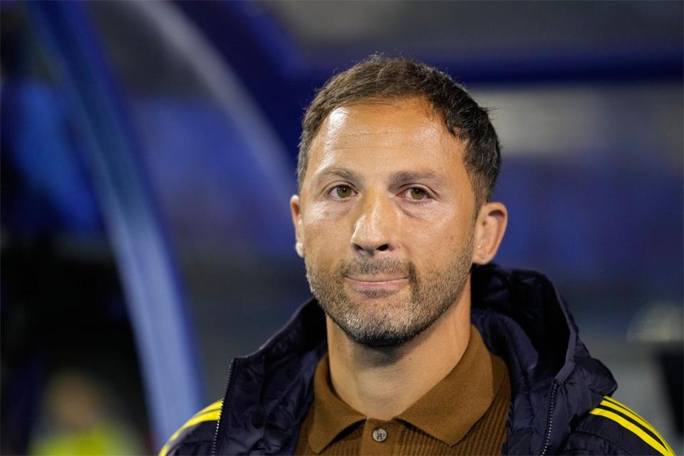 Domenico Tedesco steht bei Bologna vor dem Aus. (Archivfoto)Darko Bandic/AP/dpa