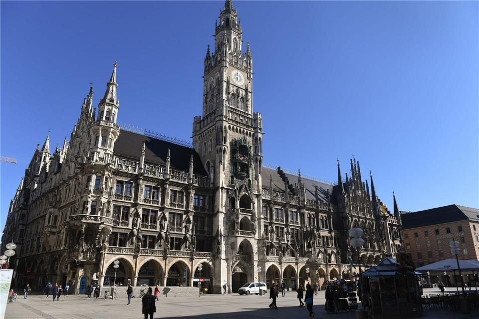 Dominik Krause (Grüne) wird künftig Chef im Münchner Rathaus sein. (Archivbild)Felix Hörhager/dpa