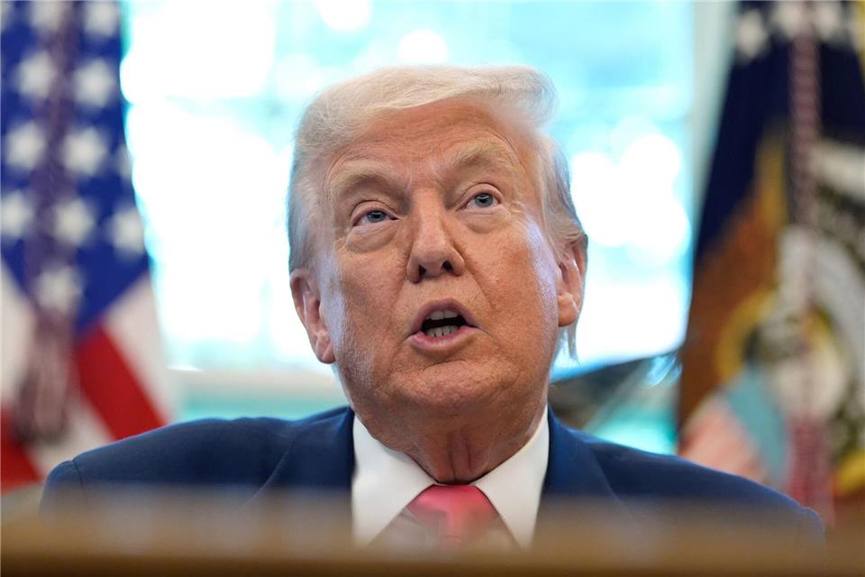 Donald Trump könnte auch europäische Staats- und Regierungschefs zu einem zweiten Treffen mit Wladimir Putin dazuholen. Alex Brandon/AP/dpa