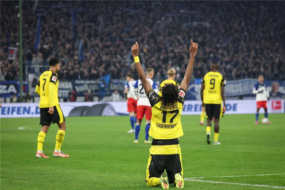 Dortmunds Carney Chukwuemeka feierte seinen Treffer zum 1:0 gegen den HSV.Christian Charisius/dpa