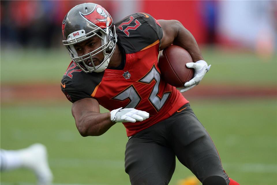 Doug Martin hatte seine beste Zeit als Profi der Tampa Bay Buccaneers. Er ist mit 36 Jahren gestorben.Jason Behnken/AP/dpa