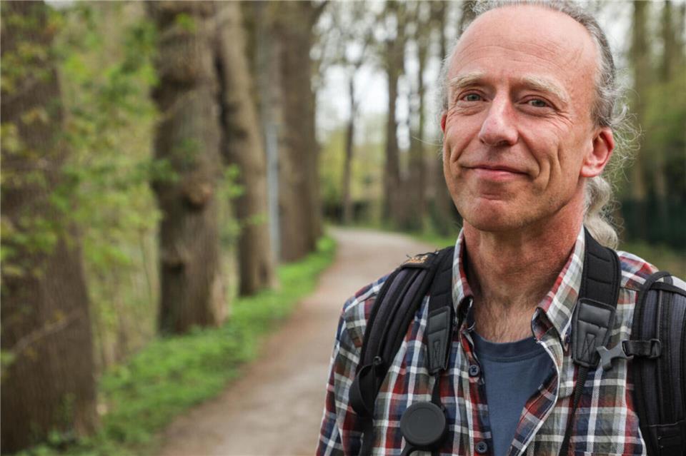 Dr. Martin Steverding (54) setzt sich für den Schutz des Wolfs ein.