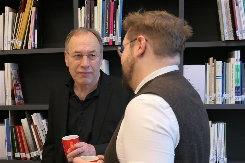 Dr. Norbert Fasse 2025 im Gespräch mit Prof. Dr. Hiram Kümper.