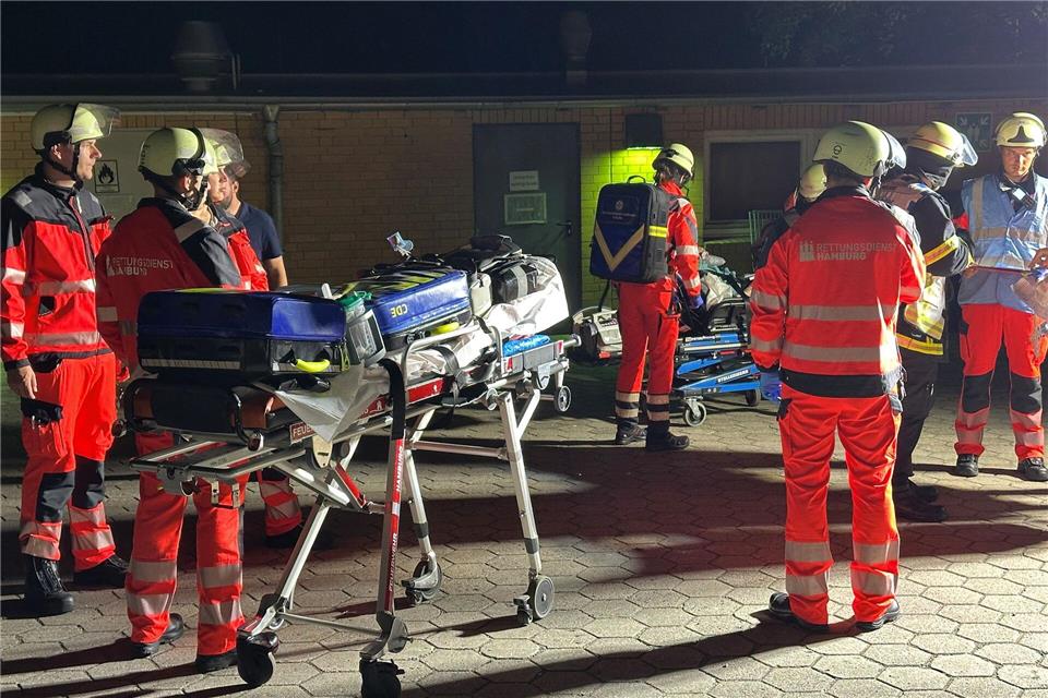 Drei Menschen starben bei dem Brand im Marienkrankenhaus, 34 wurden verletzt. (Archivbild)Steven Hutchings/dpa