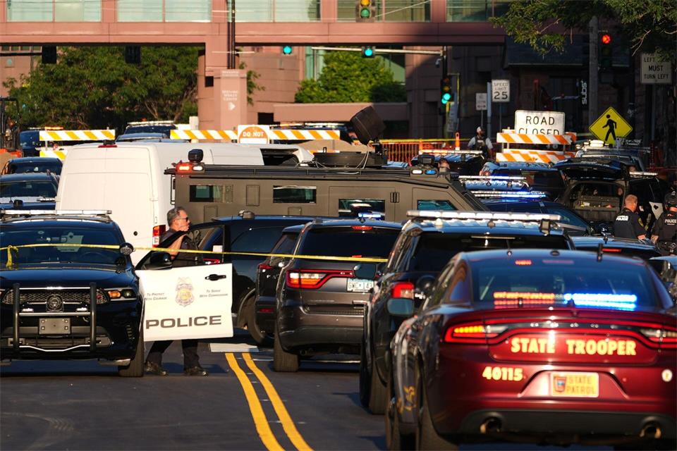Drei Menschen sterben nach Schüssen in Minneapolis.Ellen Schmidt/AP/dpa