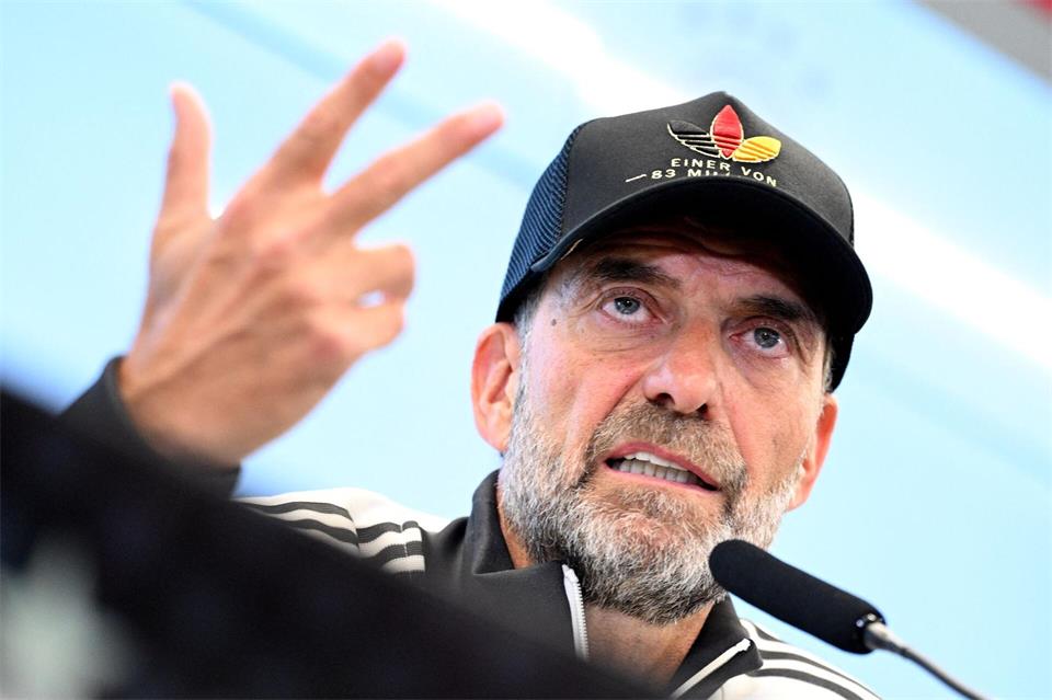 Drei Punkte will Jürgen Klopp - und das bei seinem Start am liebsten in allen vier Nations-League-Spielen. (Archivbild)Boris Roessler/dpa