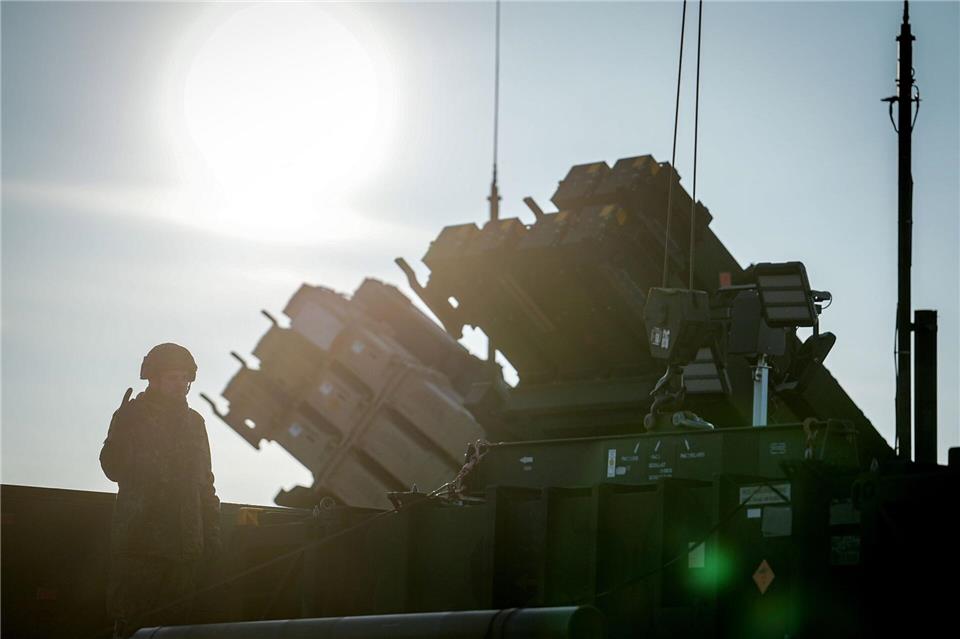 Drohnensichtungen alarmieren einem Bericht nach die Bundeswehr.Kay Nietfeld/dpa