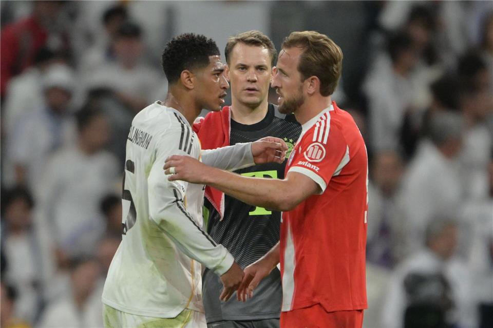 Dürfen Manuel Neuer (m) und Harry Kane (r) gegen St. Pauli durchschnaufen? (Archivbild)Peter Kneffel/dpa