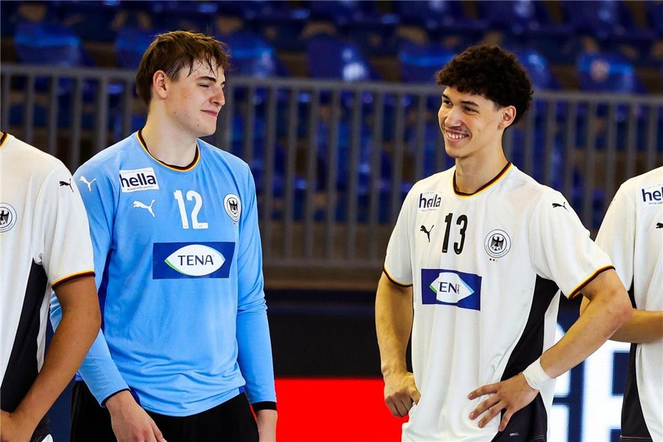 Dürfen sich Europameister nennen: Tjorven Knackstedt (l) und Elvis Ernesto Kretzschmar. (Handout)Du·an Sandic/Deutscher Handball