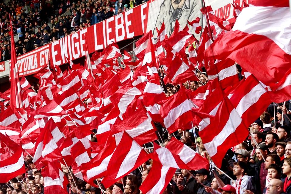 „17 Freispiele für alle“ - Fortuna geht neue Wege Düsseldorfer Fans können auf kostenlosen Eintritt hoffen.