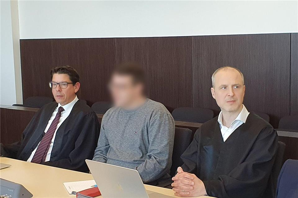 Durch eine rücksichtslose Raserei unter Drogeneinfluss kam eine Radfahrerin in Neuss ums Leben. (Archivbild)Martin Höke/dpa