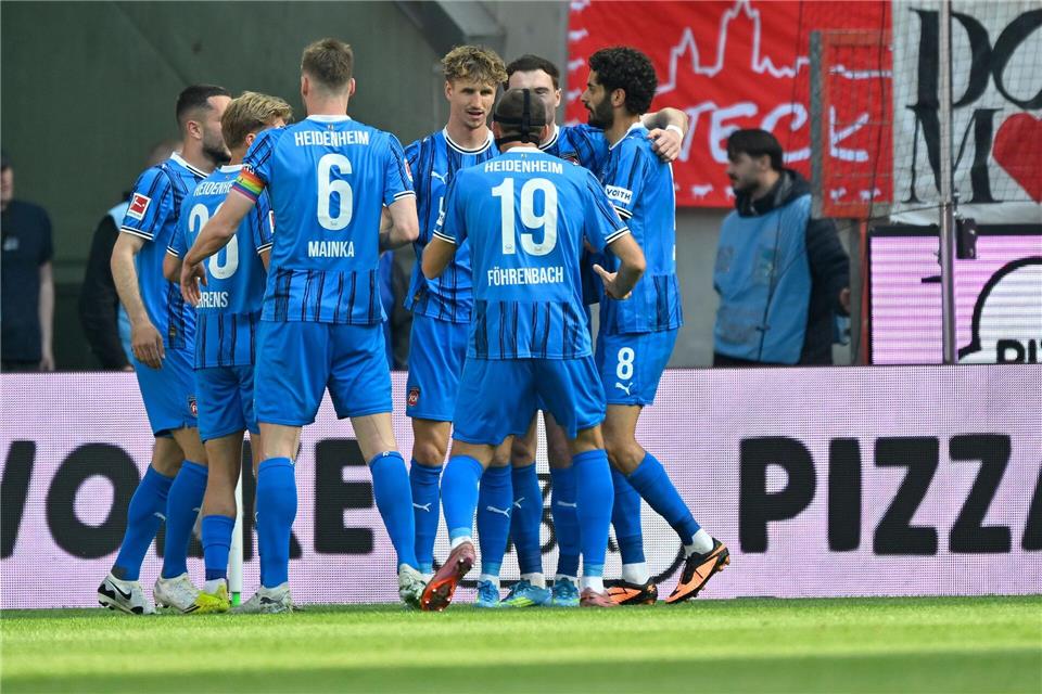 Durch sieben Punkte aus den letzten drei Spielen hat sich der 1. FC Heidenheim zurück in das Rennen um den Relegationsrang gebracht. (Archivbild)Ulrich Hufnagel/dpa