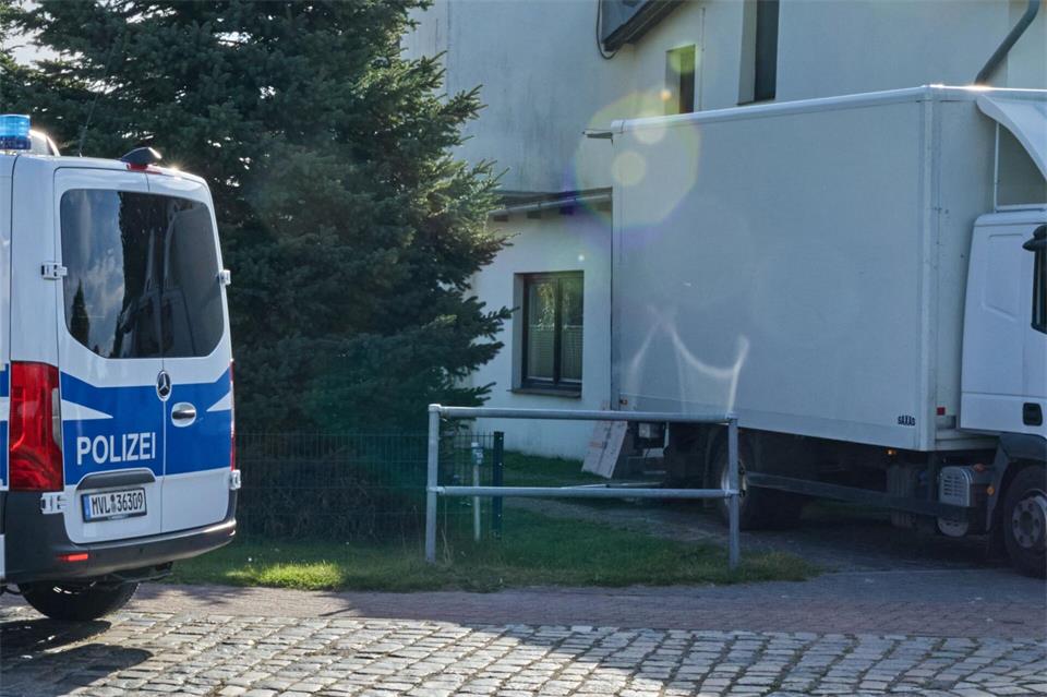 Durchsuchungen gab es nicht nur in Mecklenburg-Vorpommern. Auch andere Bundesländer sowie das europäische Ausland waren betroffen.Jens Büttner/dpa