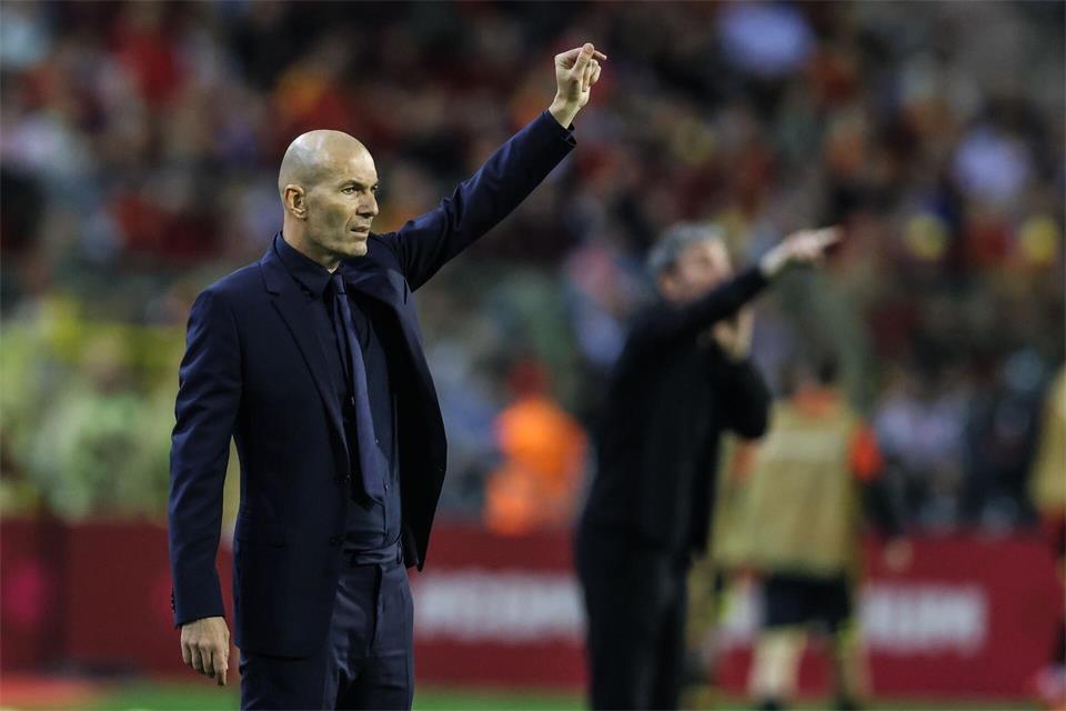 Durfte am Ende frenetisch jubeln: Zinédine Zidane.Bruno Fahy/Belga/dpa