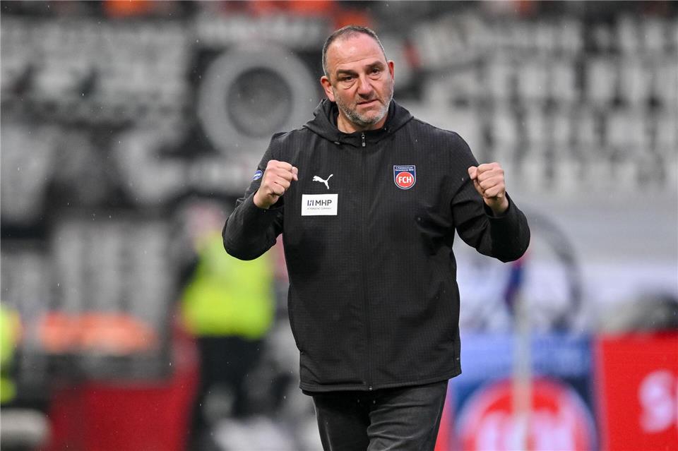Durfte eine Führung bejubeln: FCH-Coach Frank SchmidtHarry Langer/dpa