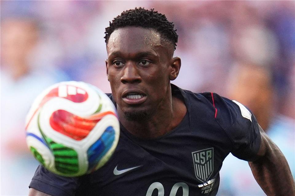 Durfte gegen Belgien trotz Roter Karte im Spiel zuvor ran: US-Stürmer Folarin Balogun.Manu Fernandez/AP/dpa