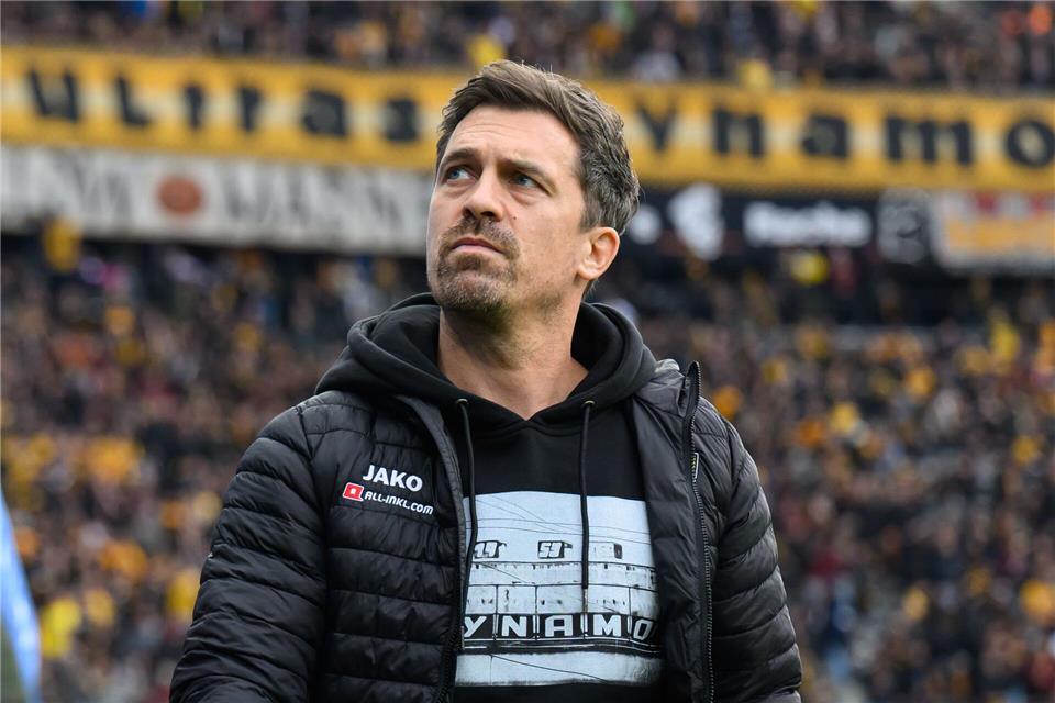 Hertha macht Heimsieg-Tage perfekt: „Haben noch was vor uns“ Dynamo-Trainer Stamm hatte auch auf die Unterstützung der Fans gesetzt. Robert Michael/dpa