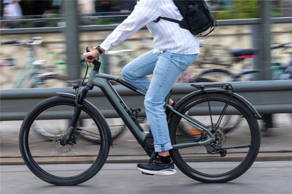E-Bikes kommen immer häufiger zum Einsatz. (Archivbild)Leonie Asendorpf/dpa