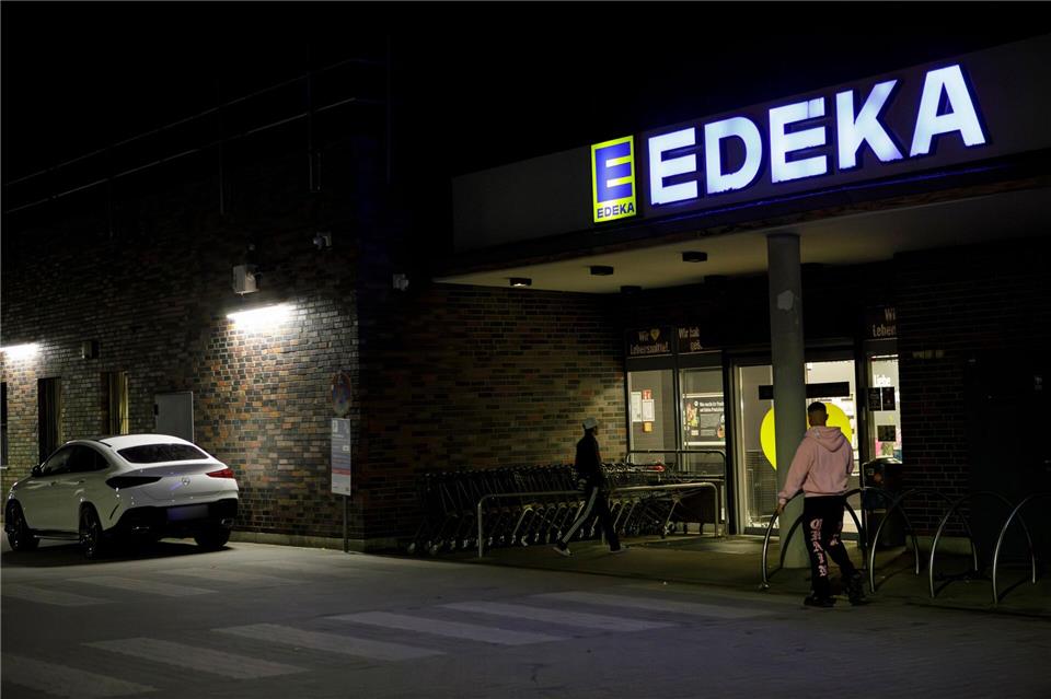 Edeka ist größter Lebensmittelhändler in Deutschland.Julius-Christian Schreiner/dpa