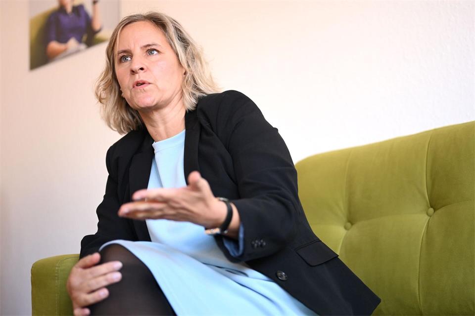 Eder weiß, dass sich ihre Rolle geändert hat und betont, dass auch aus der Opposition heraus etwas bewegt werden könne. Jennifer Brückner/dpa