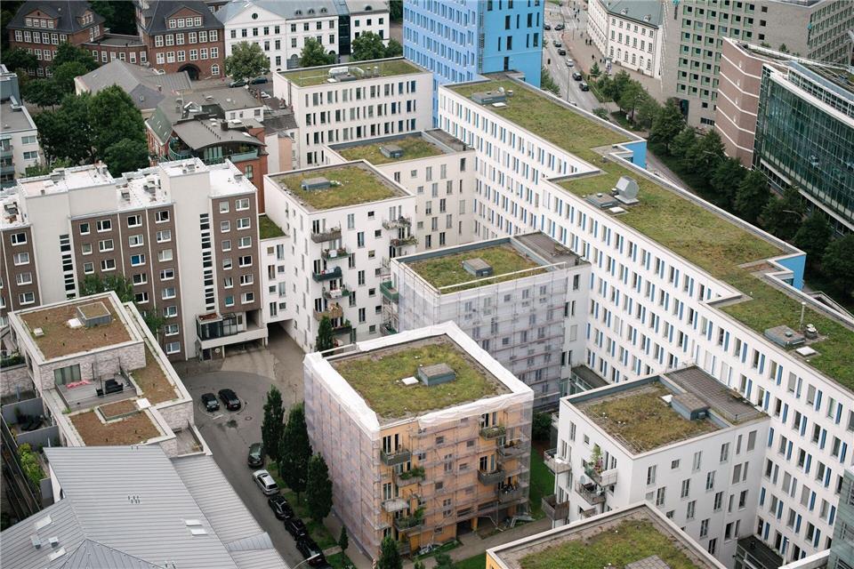 Eigenbedarfskündigung bekommen? Wenn Ihnen die Miete anderer Vergleichsobjekte unzumutbar ist, kann ein Härtefall vorliegen.Zacharie Scheurer/dpa-tmn