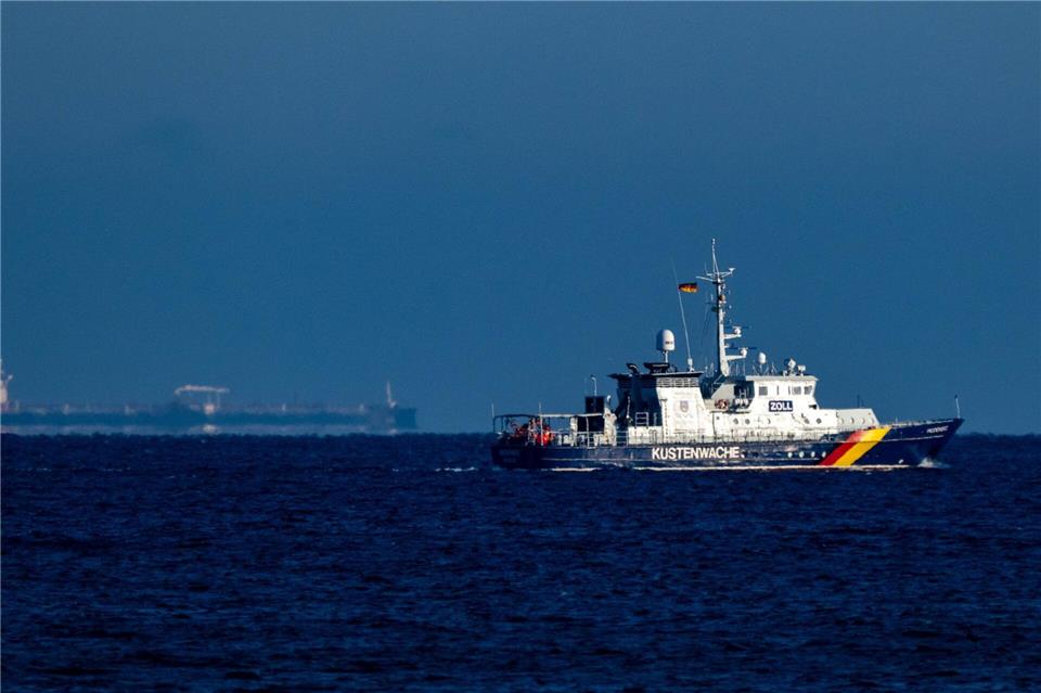 Eigentlich wollte der Zoll die „Eventin“ samt Ladung einziehen und verwerten.Stefan Sauer/dpa