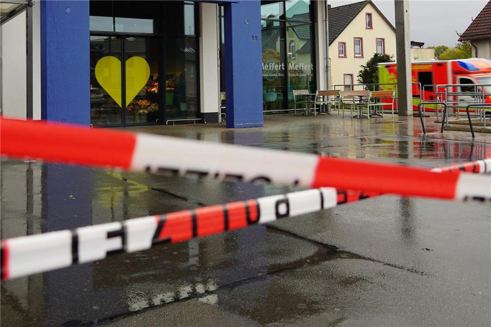 Ein 16-Jährigen wird brutal niedergestochen. Streit mit dem mutmaßlichen Täter gab es vorher laut Ermittlern nicht.Christian Müller/dpa