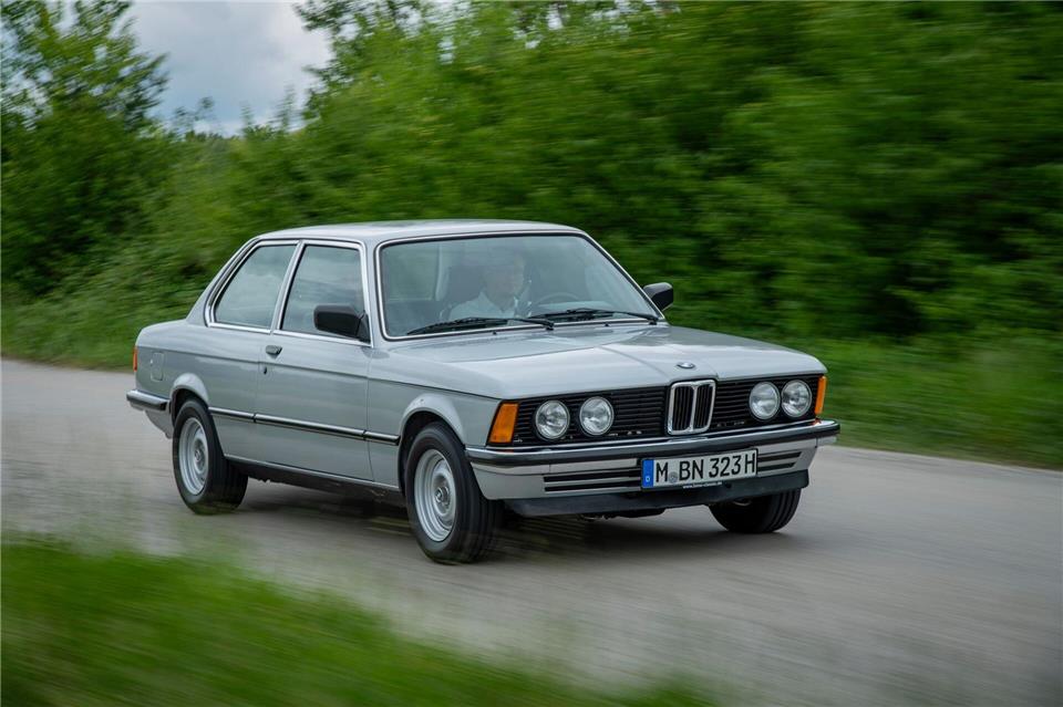 Ein 3er als 2er: Zunächst kam die Kult-Baureihe nur als Zweitürer auf den Markt - mehr Türen gab es erst beim Nachfolger.Hardy Mutschler/BMW AG/dpa-tmn