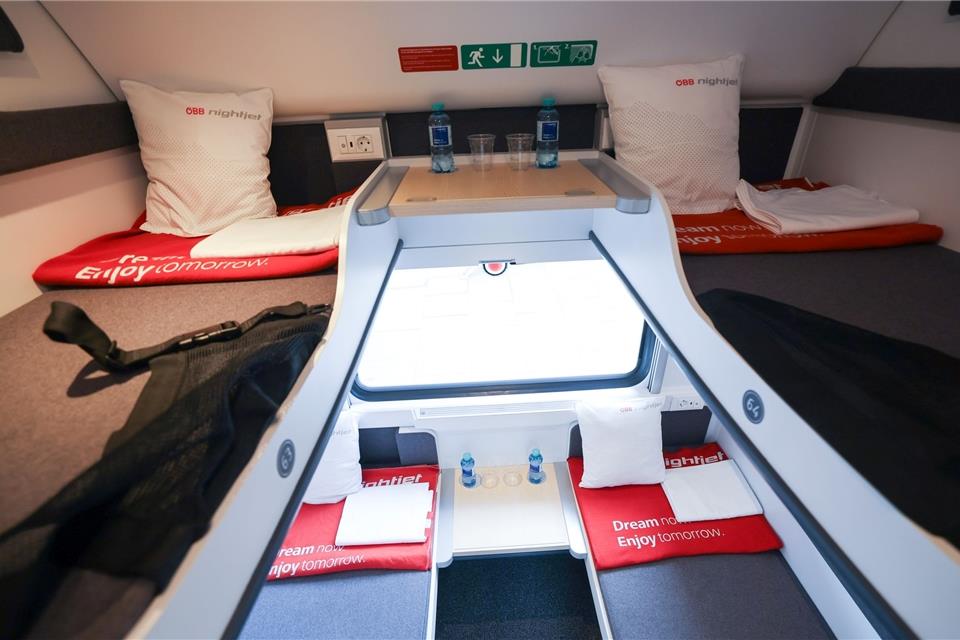 Ein Abteil im neuen „Liegewagen comfort“ des Nightjets der Österreichischen Bundesbahn.