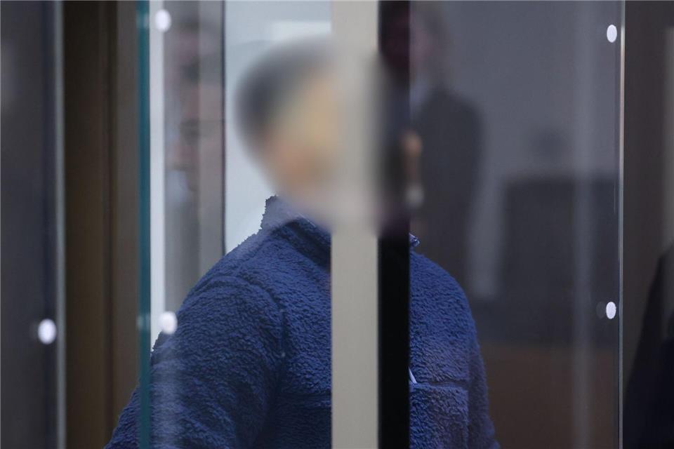 Ein Angeklagter beim Prozess gegen insgesamt vier mutmaßliche Mitglieder der radikal-islamistischen Hamas vor dem Kammergericht. (Archivbild)Fabrizio Bensch/Reuters Pool/dpa