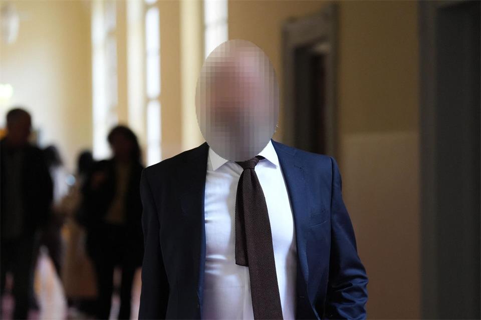 Ein Anwalt sagte im Block-Prozess als Zeuge aus.Marcus Brandt/dpa