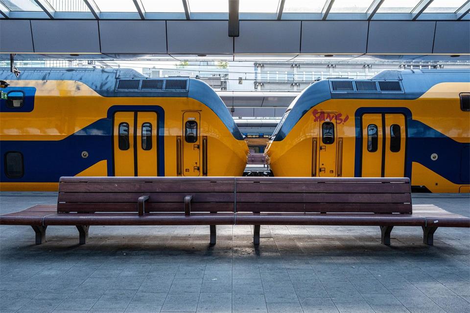 Ein Bahnstreik blockiert am Mittwoch die Niederlande (Archivbild).Storm Groenendijk/ZUMA Press Wire/dpa