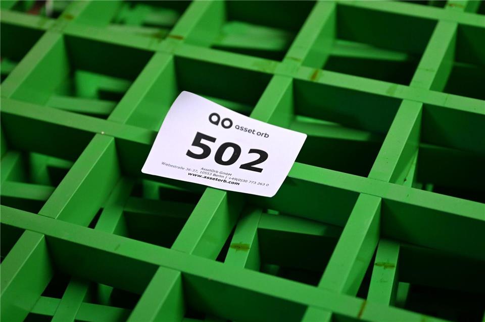 Ein Bieter machte für sechs Paneele ein Angebot von 5 Euro. Elisa Schu/dpa