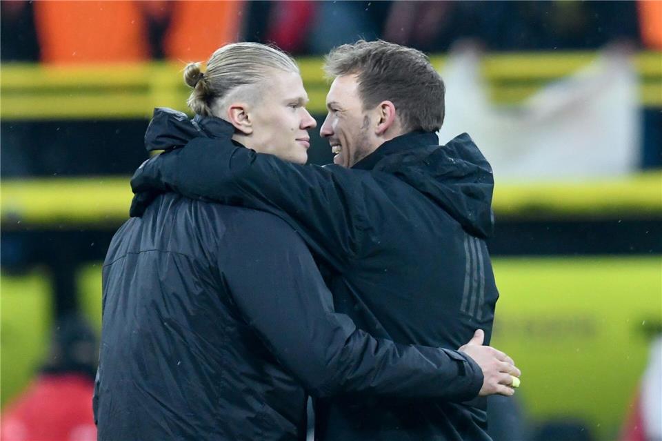 Ein Duell mit Norwegen um Superstar Erling Haaland (l.) ist für die DFB-Elf möglich. (Archivbild)Bernd Thissen/dpa