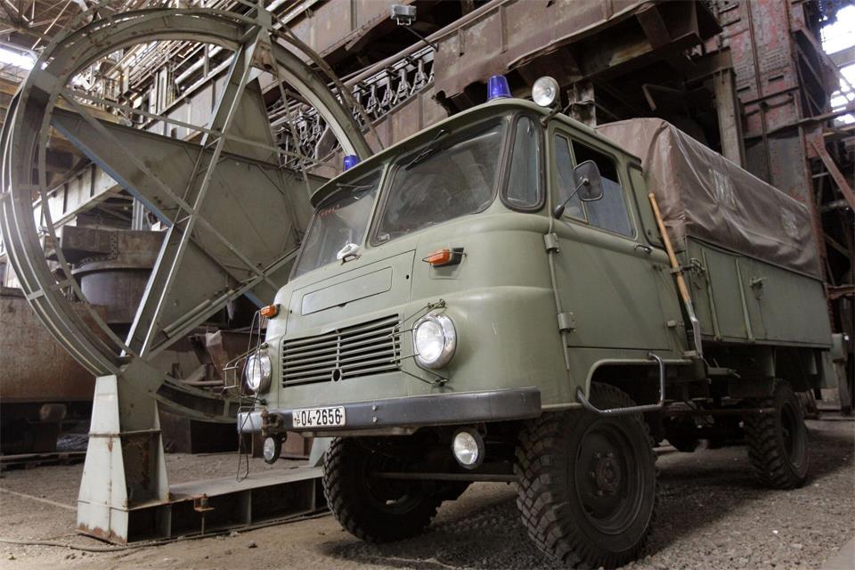 Ein Fahrzeug wie der LO 1800 Transportfahrzeug der DDR-Volkspolizei aus dem VEB Robur-Werk Zittau ist heute nur noch im Museum zu sehen. (Symbolbild)picture alliance / ZB